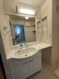 【洗面所】 | ラ　フロール | 別のお部屋の写真です