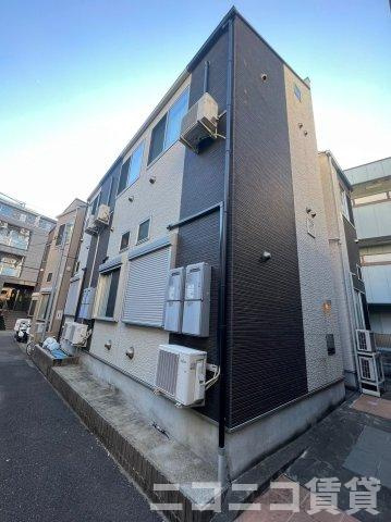 新宿区西早稲田１丁目のアパートの外観