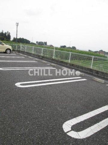 リヴィエールⅤＢの駐車場|当社、チルホームのHPもご覧ください(^^)/物件情報多数♪