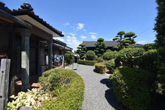 【庭】 | 東郷町南瀬 倉庫付き戸建