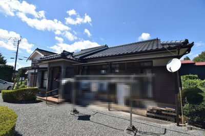 【前面道路含む現地写真】 | 東郷町南瀬 倉庫付き戸建