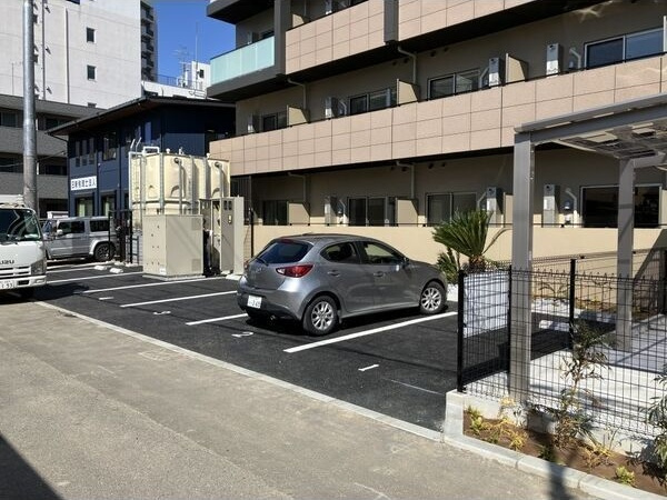 モアナ レジデンスの駐車場|駐車場があるので、車を買う予定の方も安心です