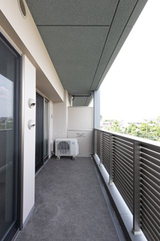 アビティグランデ砧　（Ｃ棟）のバルコニー|※写真は同タイプ住戸です。