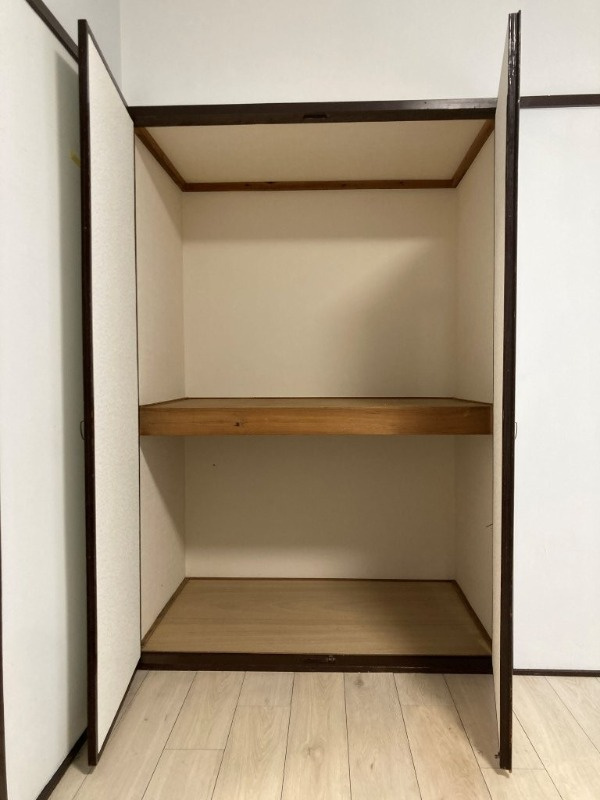 鶴マンションの収納