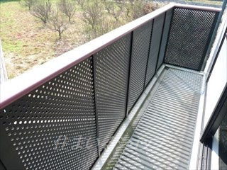 ハイツ西光寺　A棟のバルコニー