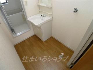 ハイツ西光寺　A棟の洗面所