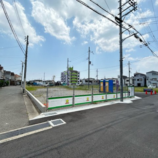 【前面道路含む現地写真】 | 山本野里1丁目