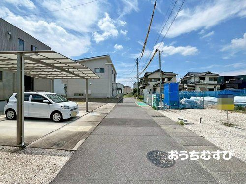 春日井市上条町5期(残1棟)の前面道路含む現地写真