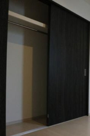柏市旭町５丁目のアパートの収納