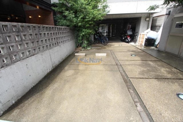【駐車場】 | インベスト北梅田