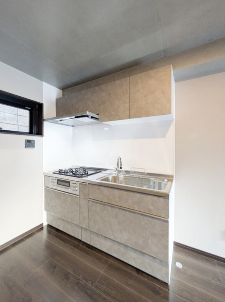 ＳＣＥＮＥ．Ｍｅｇｕｒｏ　Ｓａｕｎａ　Ｒｅｓｉｄｅｎｃｅのキッチン