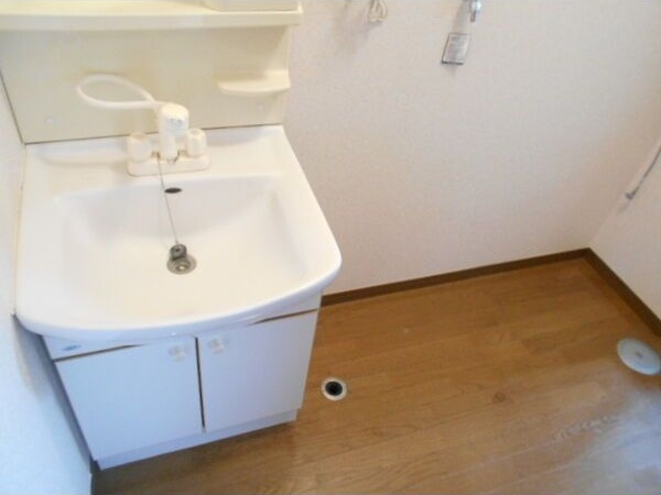 ネオ・アーブル IIの洗面所