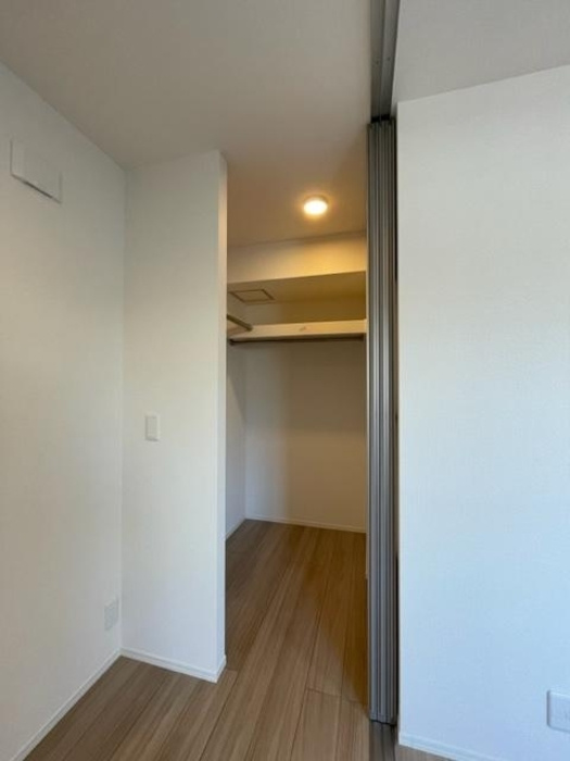 Ｄ－ｒｏｏｍ舟入南の収納|ウォークインクローゼット