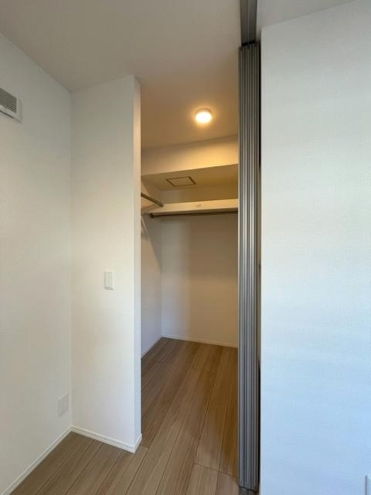 Ｄ－ｒｏｏｍ舟入南の収納|ウォークインクローゼット