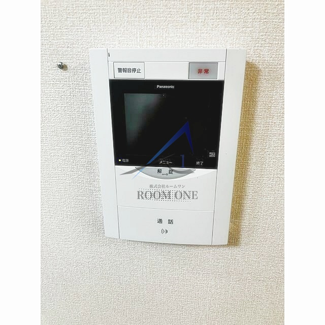 レジデンスさきがけのセキュリティ|モニター付きインターホンです。