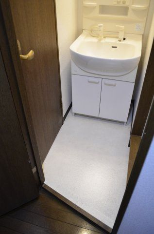 コーポ下北沢の洗面所