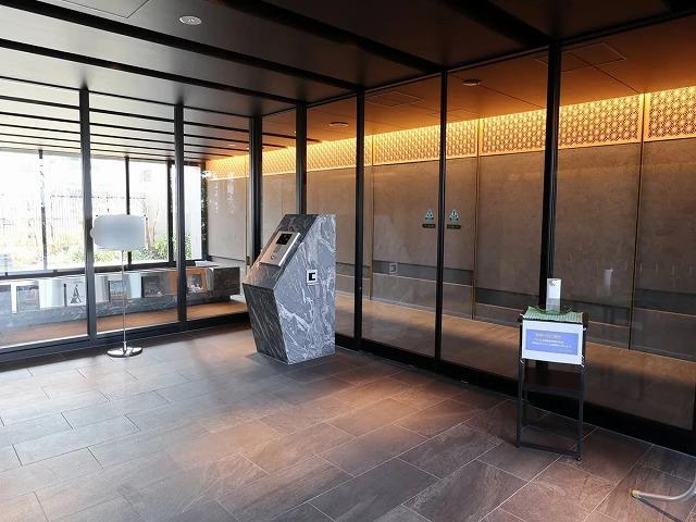 【エントランス】ポレスター倉敷駅西