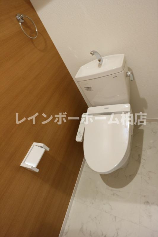 特典：仲介手数料が無料です!!のトイレ|清潔感のあるトイレです