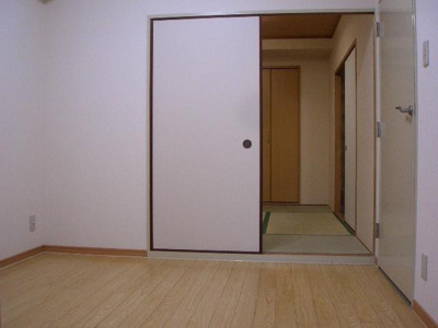 【洋室】 | 第三星栄ハイツ