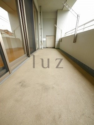 プラウド横浜鶴見市場のバルコニー|日当たり良好のバルコニーです！