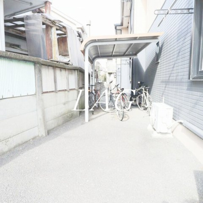 【その他共用部分】 | エスペランサ調布 | 駐輪場です。