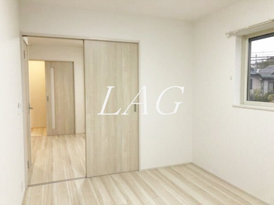【居間・リビング】 | エスワンハイツ高ヶ坂 | 洋室のお部屋です。