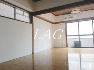 【居間・リビング】 | Rビル | 洋室のお部屋です。