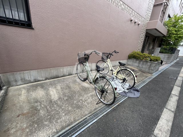 ベルヴィー福島のその他共用部分|ベル・ヴィー福島　駐輪場
