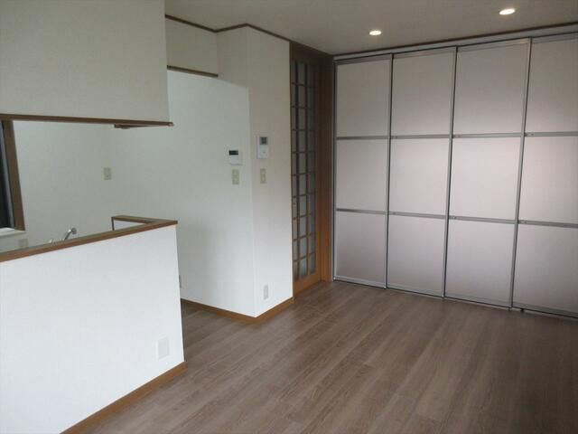 石塚邸の居間・リビング