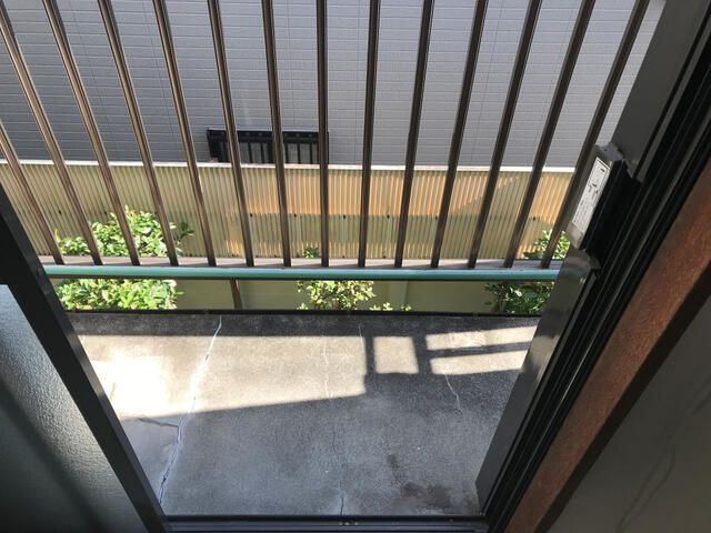 【バルコニー】