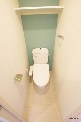 アドバンス大阪城グロリア　仲介手数料無料のトイレ