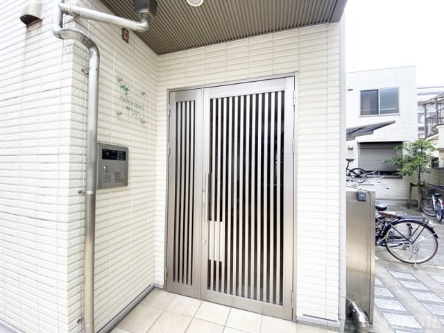 パームテラスⅡのエントランス|建物エントランスです☆