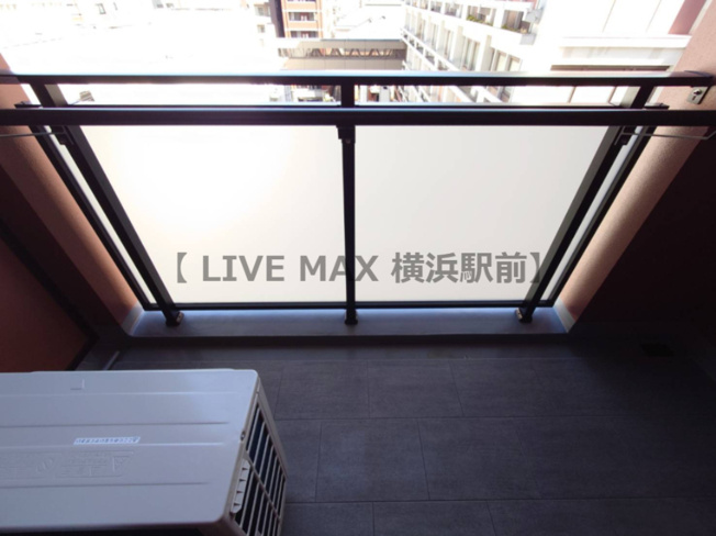 【バルコニー】ルフォンプログレ横浜関内