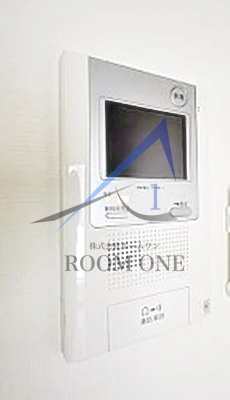 スパシエロッサ池袋のセキュリティ|モニター付きインターホンです。