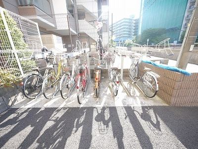 日向セントラルコートのその他共用部分|敷地内駐輪場完備！