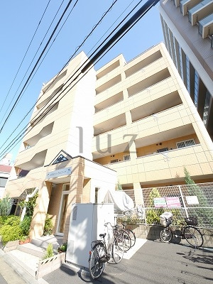 日向セントラルコートの外観