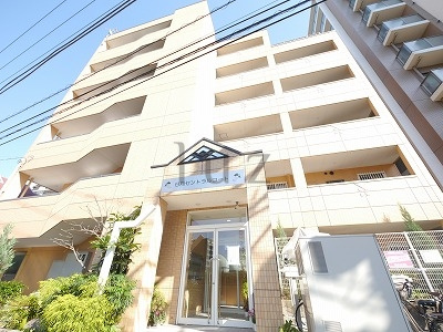 日向セントラルコートの外観
