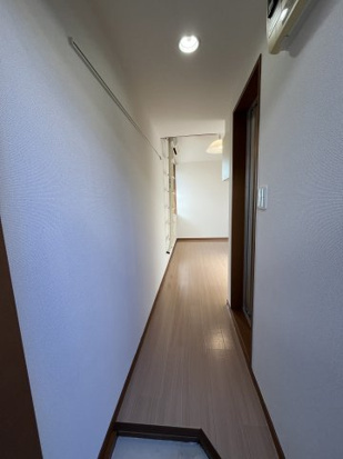 アーバンプレイス中野新橋の玄関|別号室の参考写真です