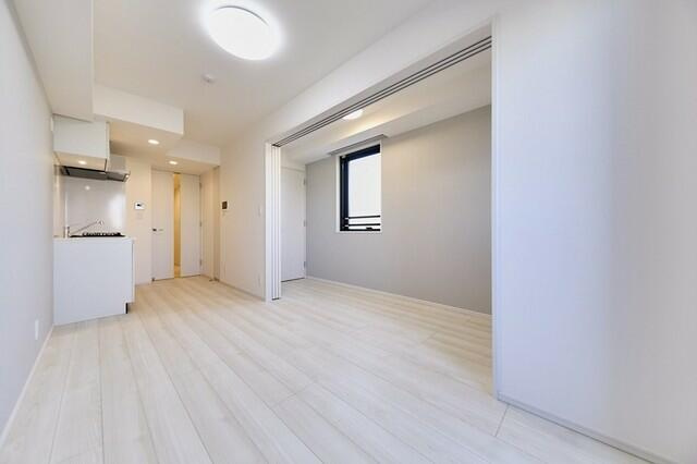 【居間・リビング】 | ※写真は同タイプ住戸です。