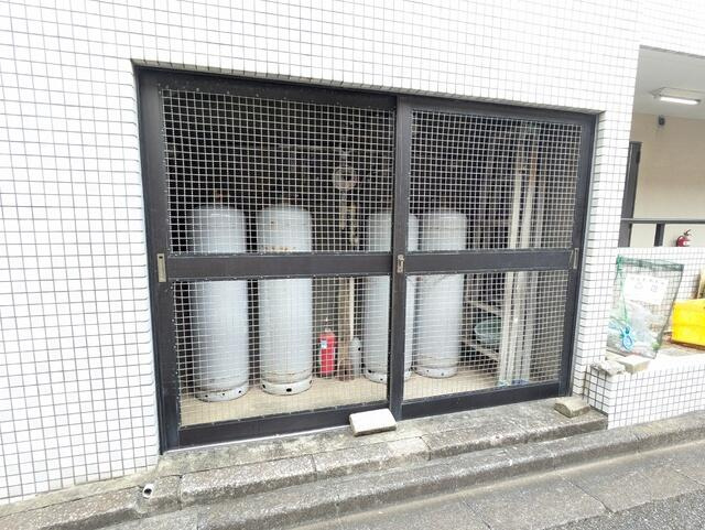 プロパン庫
