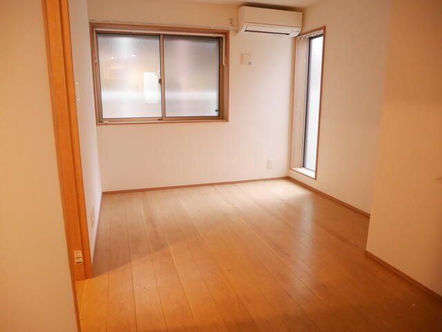 【寝室】