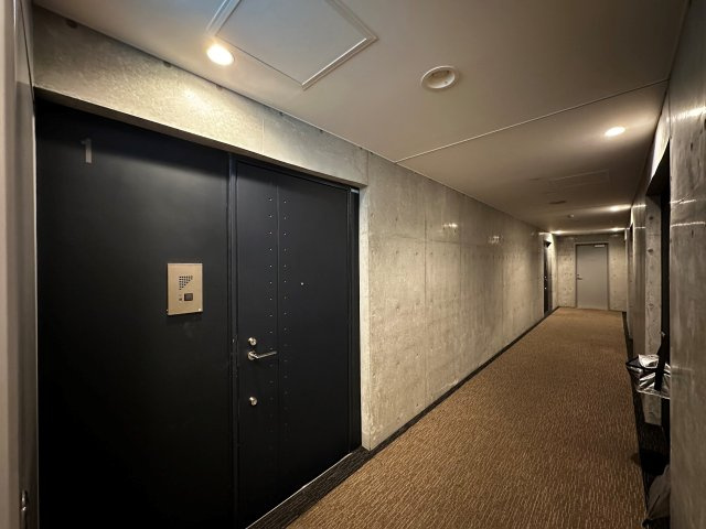 プライムアーバン芝浦LOFTのロビー|落ち着いたロビーです