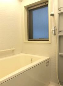エスコートノヴェル南麻布の内装|明るい色調の室内です