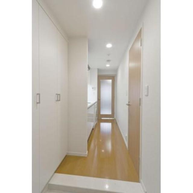 パークアクシス浜松町の玄関|※写真は同タイプ住戸です。
