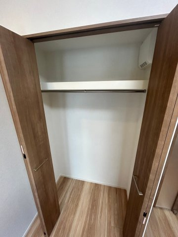 ラグディア北新宿の収納|こまごまとしたものを収納できそうですね