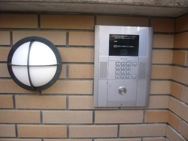 レオパレスフィロソフィアのその他|オートロックゲート設置