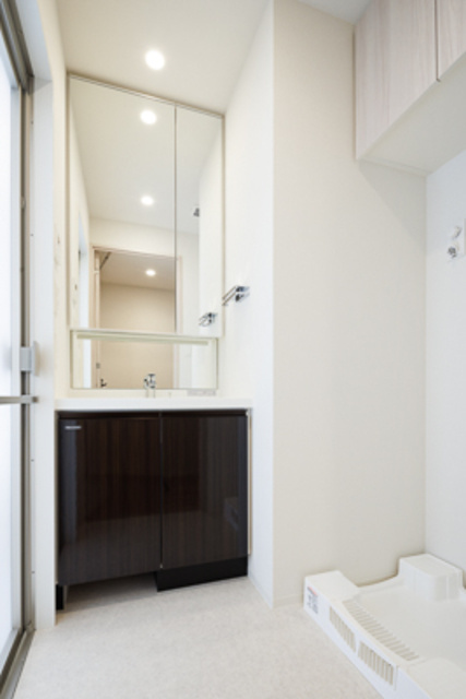 レガシス中目黒の洗面所|※写真は同タイプ住戸です。