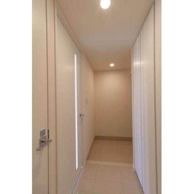プラチナビュー白金台の玄関|※写真は同タイプ住戸です。