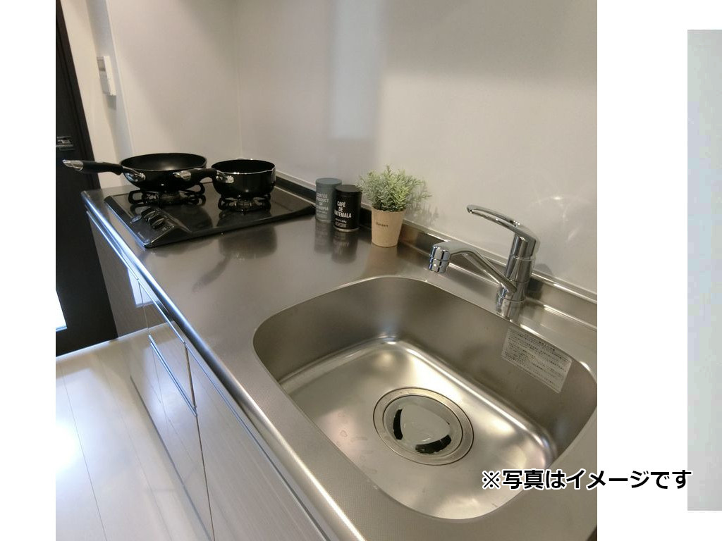 クレヴィスタ大島Ⅰの内装|明るい室内です