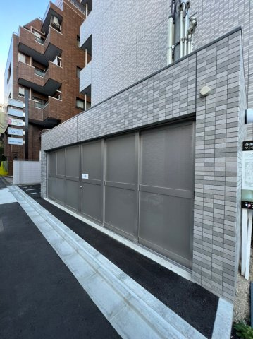 エスリード泉プライム　名古屋市賃貸　仲介手数料無料の駐車場